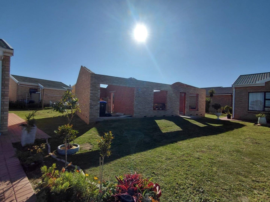2 Bedroom Property for Sale in Jeffreys Bay Central Eastern Cape